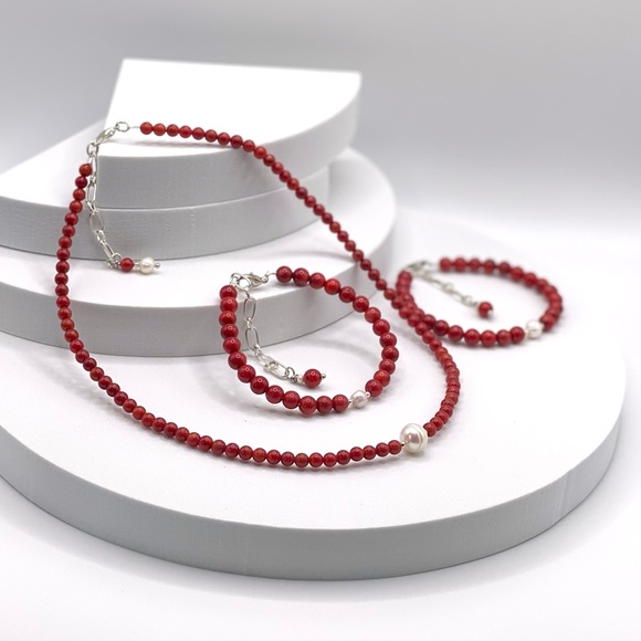 Simple but Beautiful Red Coral and Genuine Pearl Necklace - Picture 13 of 14